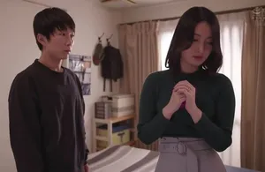 Thấy bố phang mẹ kế mãi không có thai, cậu con trai ra tay giúp đỡ